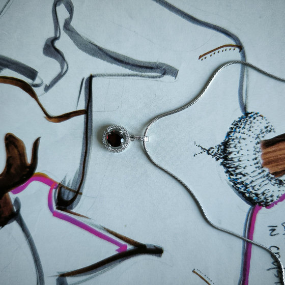 Срібна підвіска з гранатом 1,233 карата