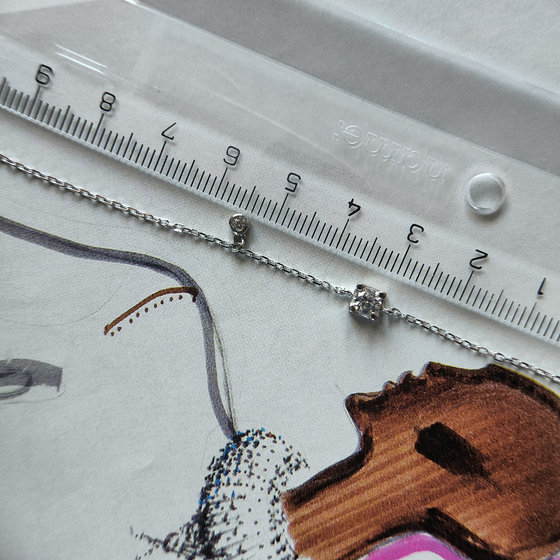 Silver bracelet with cubic zirconia