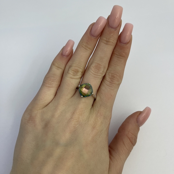 Серебряное кольцо с мистик топазом 4.325ct