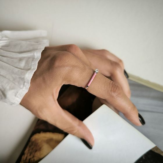 Silver ring with phianites, semallu