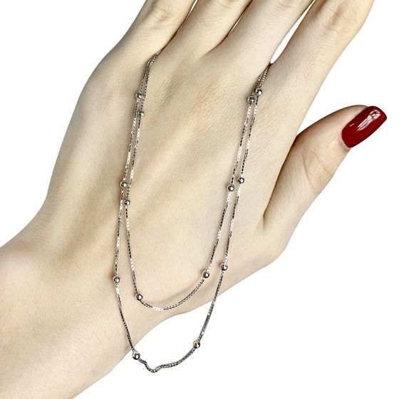 Silver necklace without stones