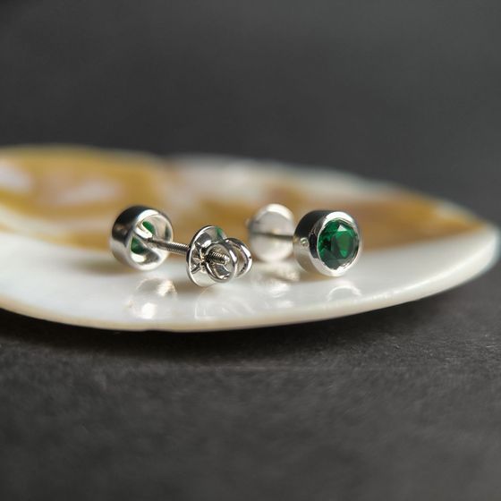 Срібні сережки зі смарагдом nano 0.77ct