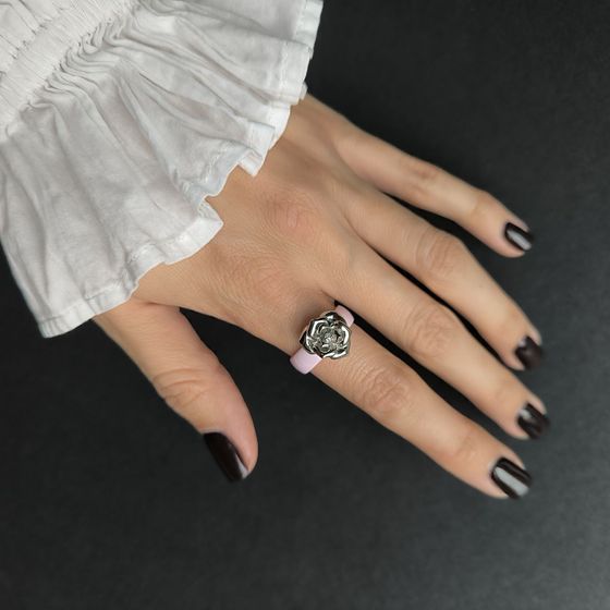 Silver ring with ceramics
