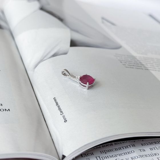 Серебряная подвеска с рубином 2.527ct