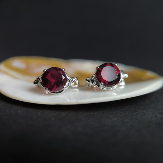 Срібні сережки з гранатом nano 3.425ct