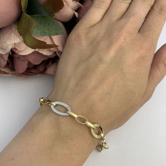 Gold bracelet without stones