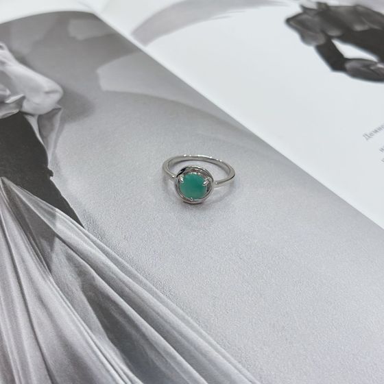 Silver ring with emerald 1.575ct