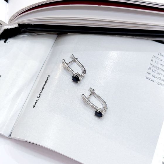 Срібні сережки з сапфіром 1.711ct, фіанітами