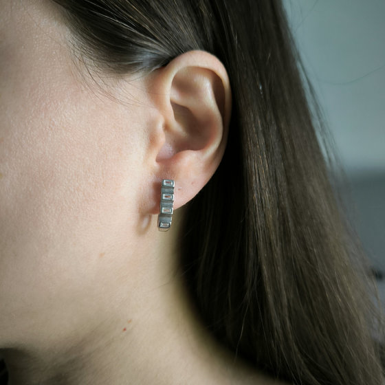 Silver earrings with cubic zirconia