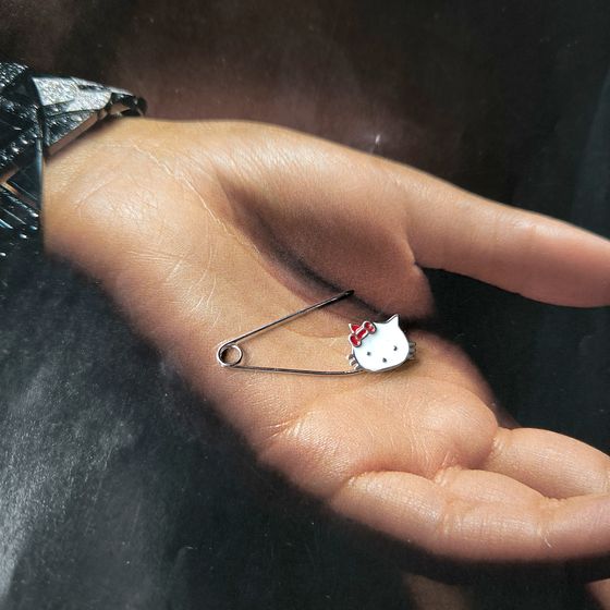 Silver pendant with yemallu