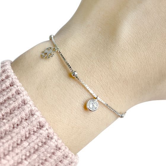 Silver bracelet with phianites