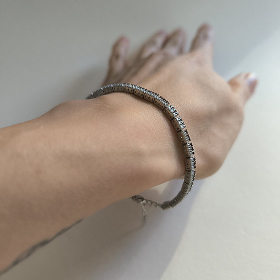 Срібний браслет з гранатом 4,35 карата