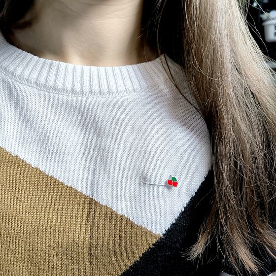 Silver pendant with yemallu