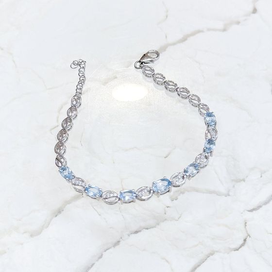 Срібний браслет з топазом 4.277ct