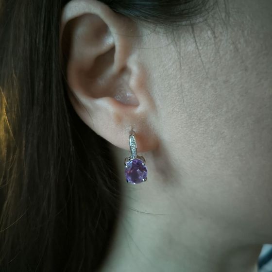 Silver earrings with amethyst