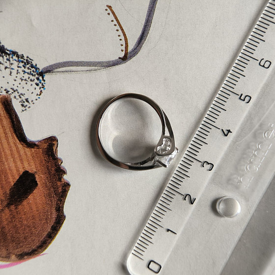 Silver ring with cubic zirconia