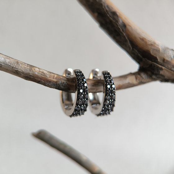 Silver earrings with Phianites