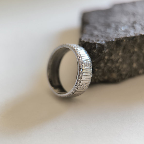 Silver ring with cubic zirconia
