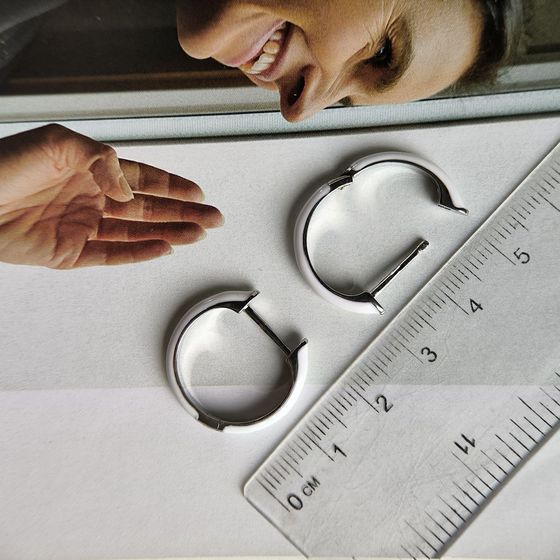 Срібні сережки з фіанітами, емаллю