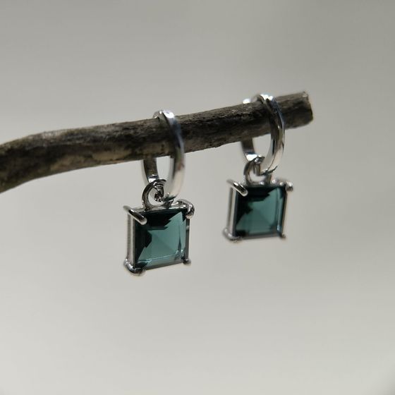 Серебряные серьги с топазом Лондон Блю 4.113ct