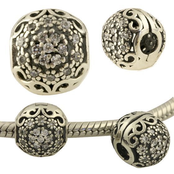 Серебряный шарм с фианитами