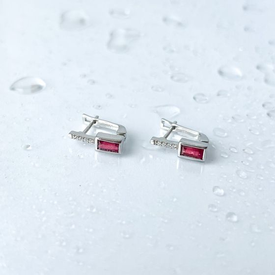 Серебряные серьги с рубином 1.145ct, фианитами
