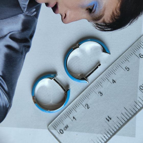 Срібні сережки з фіанітами, емаллю