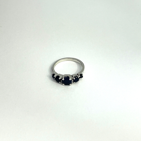 Серебряное кольцо с сапфиром 2.1ct