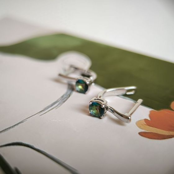 Срібні сережки з містик-топазом 0,783 карата