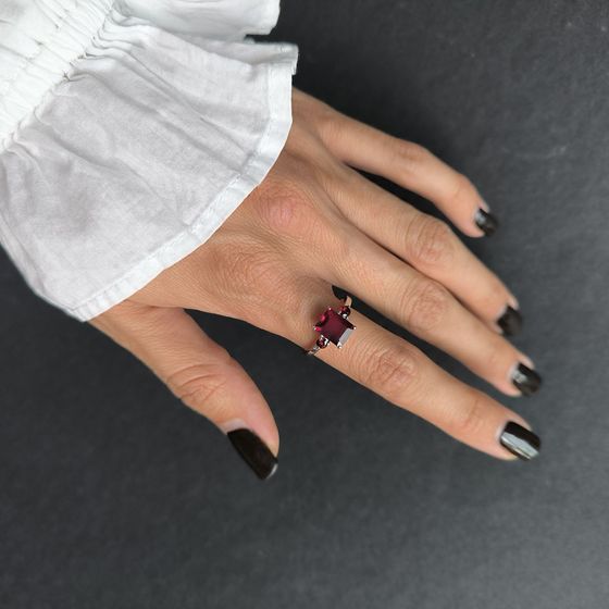 Silver ring with garnet, garnet nano
