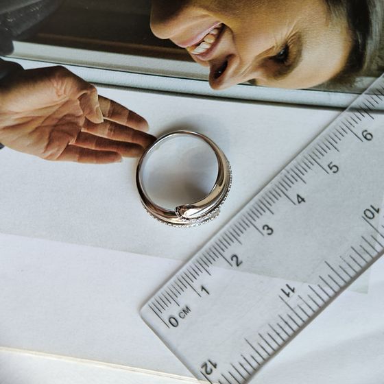 Серебряное кольцо с фианитами