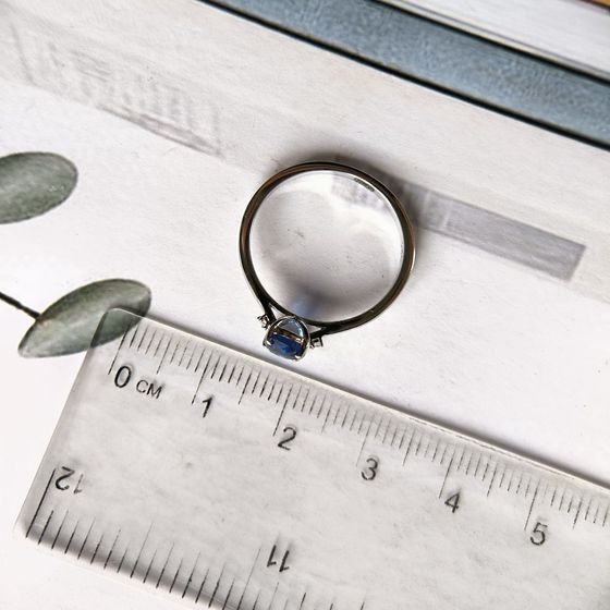 Срібна каблучка із сапфіром nano 0.597ct