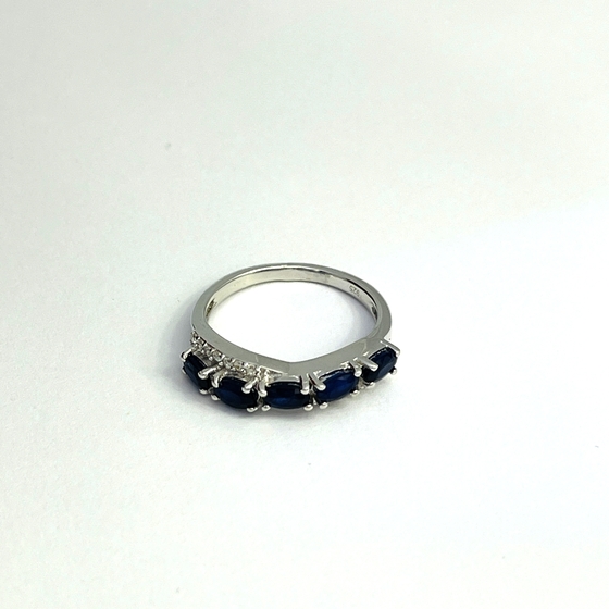 Серебряное кольцо с сапфиром 1.426ct