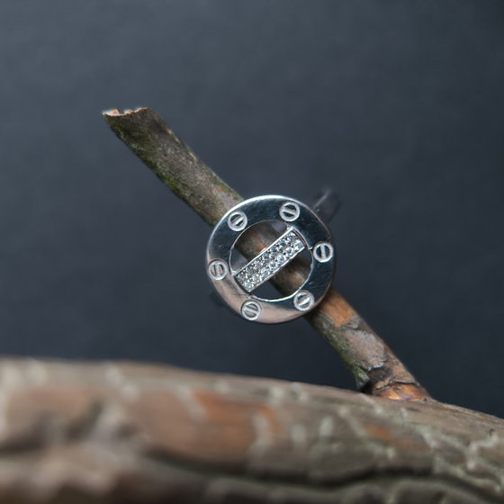 Silver ring with 0.14ct fianites
