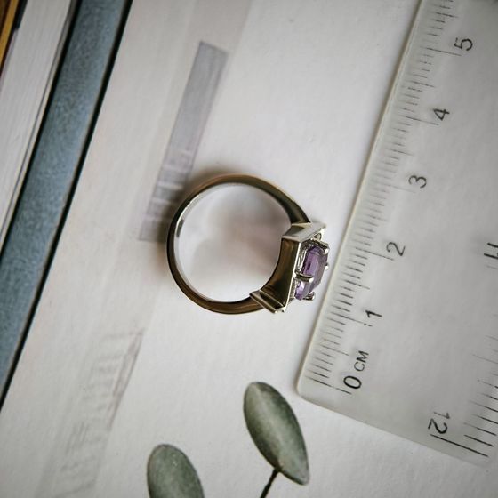 Срібна каблучка з аметистом 1.492ct