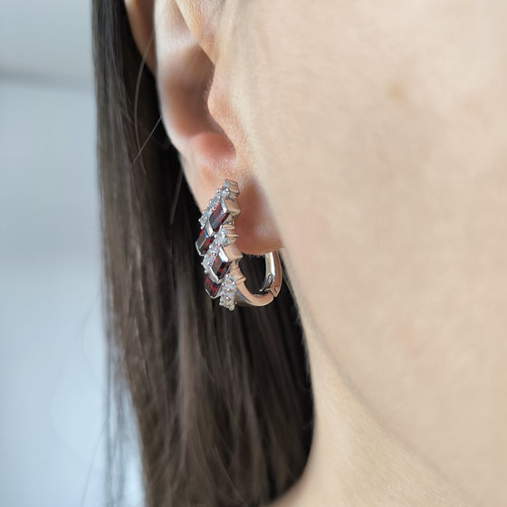 Срібні сережки з гранатом 6,25 карата