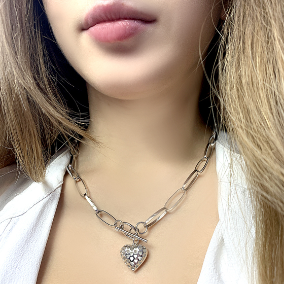 Silver necklace without stones