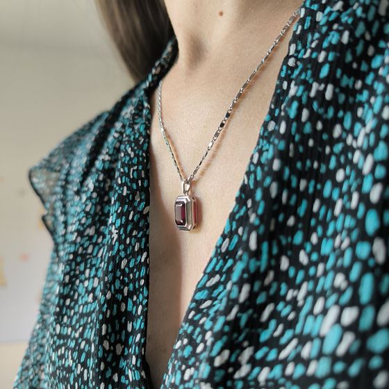 Срібна підвіска з гранатом nano 2.625ct