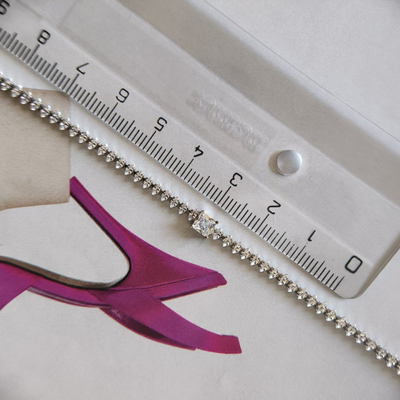 Silver bracelet with cubic zirconia