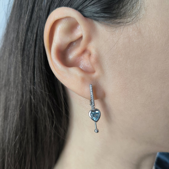 Silver earrings with 2.15ct topaz and cubic zirconia