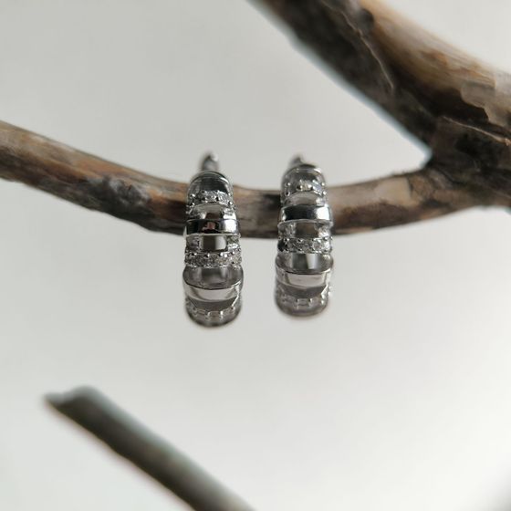 Срібні сережки з фіанітами