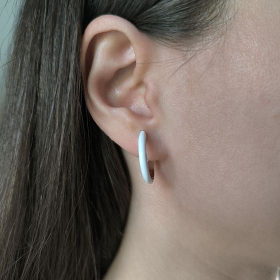 Срібні сережки з фіанітами, емаллю