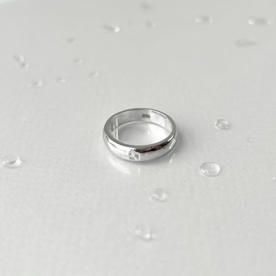 Серебряное кольцо с фианитами