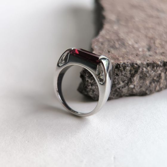 Срібна каблучка з гранатом nano 2.14ct