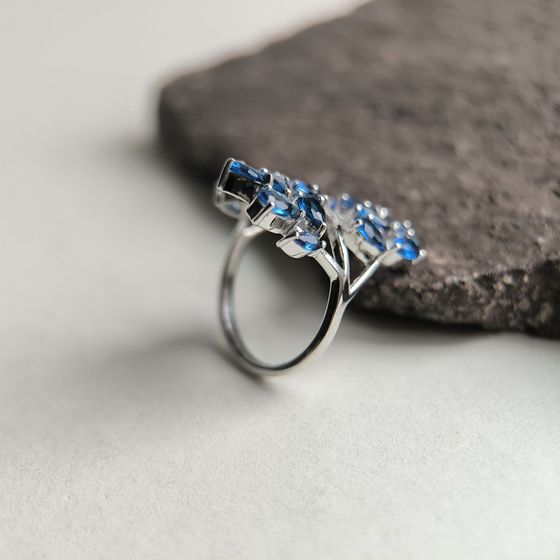 Серебряное кольцо с сапфиром nano 2.37ct