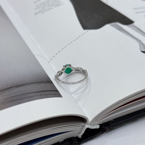 Срібна каблучка з агатом 1,085 карата