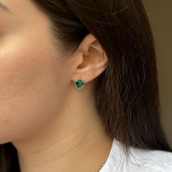 Silver earrings with malachite