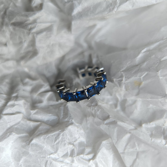 Silver earrings with cubic zirconia