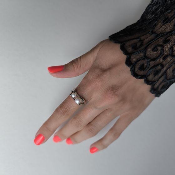 Срібна каблучка з перлами 2.5ct