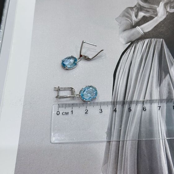 Срібні сережки з топазом 10,883 карата